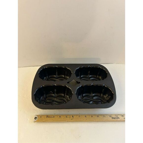 NordicWare 4 mini bunt loaf heavy duty baking pan 13x9" Bake ware pans - Picture 2 of 6